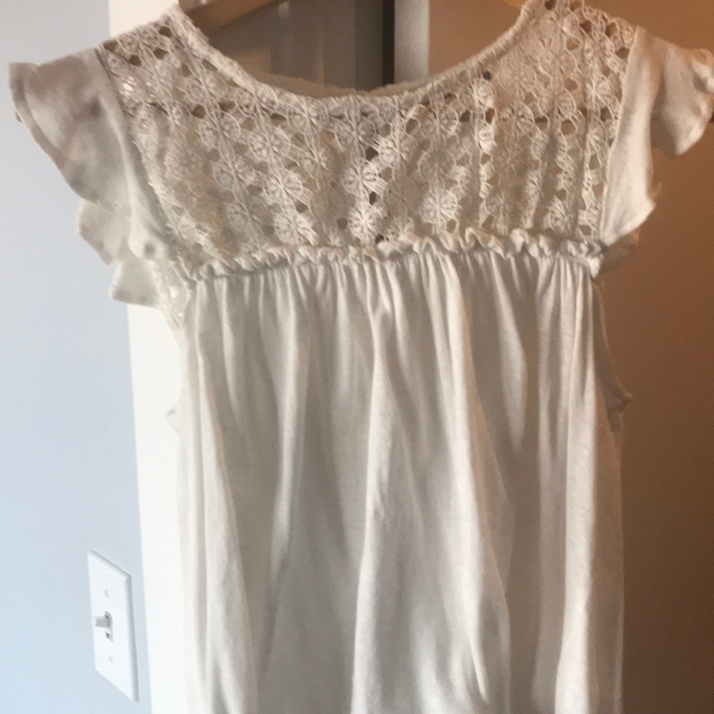 Linen embroidered top